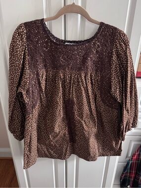 Mi golondrina Fernanda embroidered blouse, like new, medium